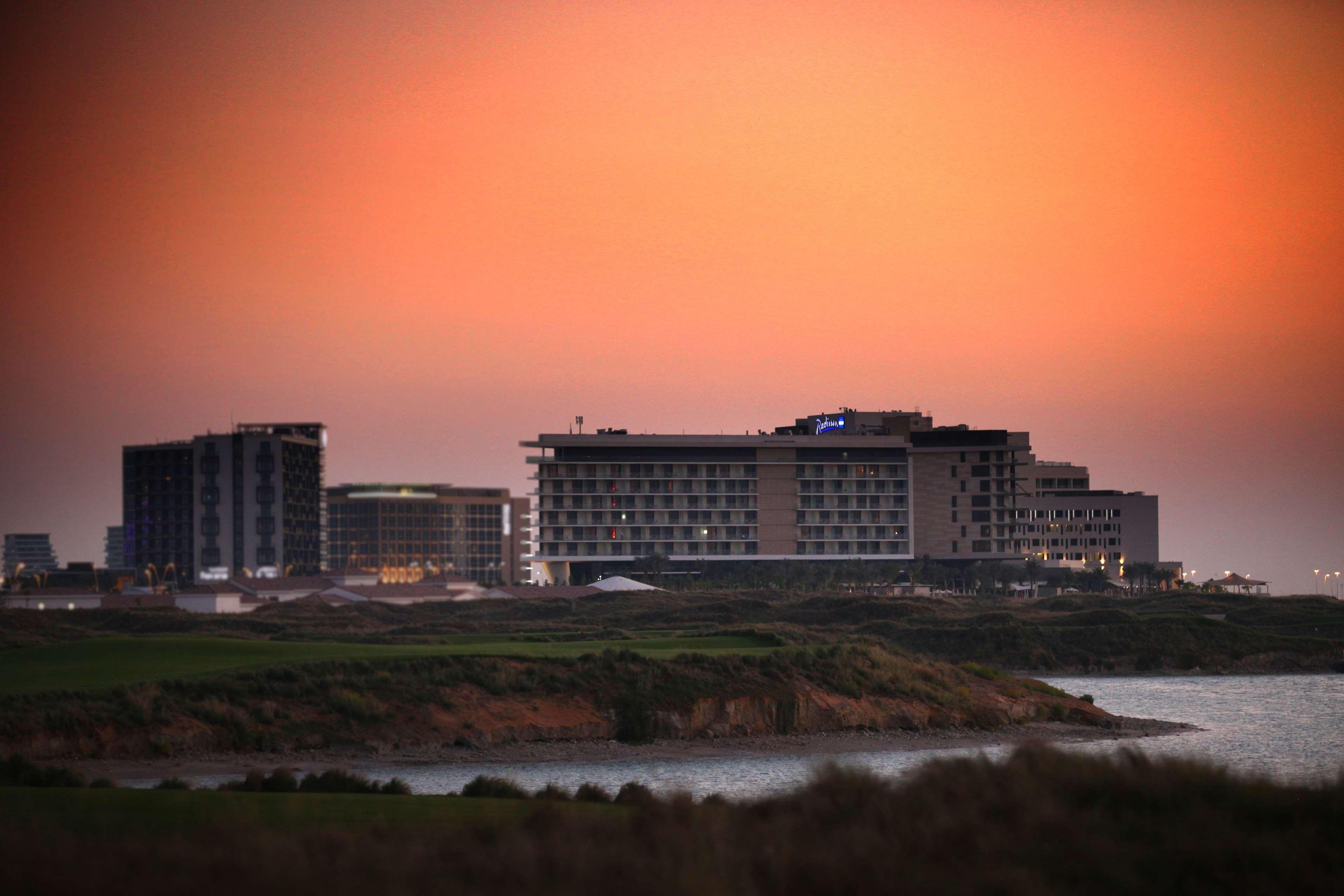 Radisson Blu Hotel, Abu Dhabi Yas Island Buitenkant foto