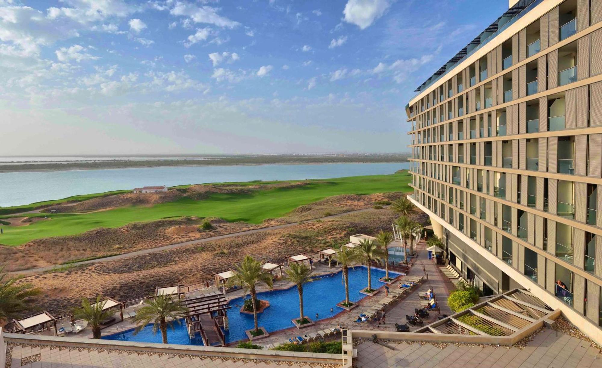 Radisson Blu Hotel, Abu Dhabi Yas Island Buitenkant foto